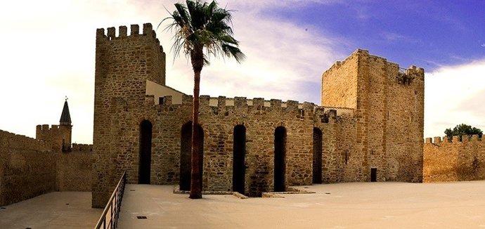 Castillo de Lopera