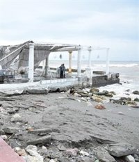 Cs exige espigones y sistemas defensivos en las playas de Málaga para paliar efectos de los temporales