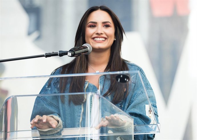 Demi Lovato, muy ilusionada con su chico Guilherme Vasconcelos./ Getty 