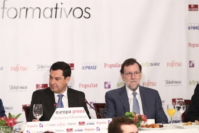 Juan Manuel Moreno i Mariano Rajoy en els Esmorzars d'Europa  Press
