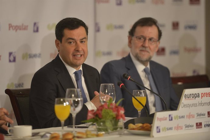 Juanma Moreno, hoy junto a Mariano Rajoy en los Desayunos de Europa Press