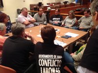 IU reclama al Ayuntamiento diálogo para solucionar el conflicto laboral en el consistorio