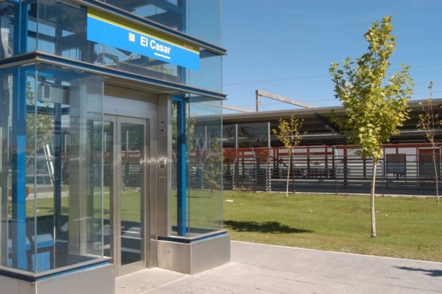 La estación de Metro de El Casar (Getafe) abre su nuevo ...