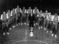 El Real Madrid reconoce a Ferrándiz como Socio de Honor por ser "pionero, referente y gran mito"