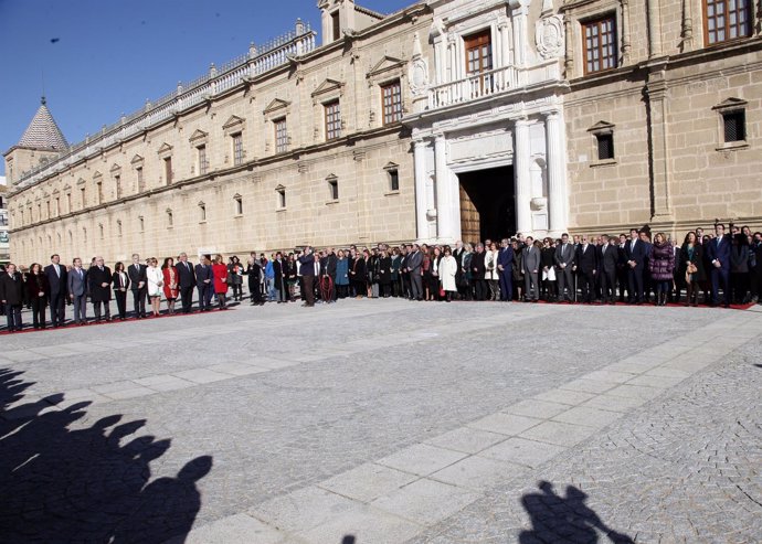 Acto institucional en el Parlamento andaluz en 2016 con motivo del 28F