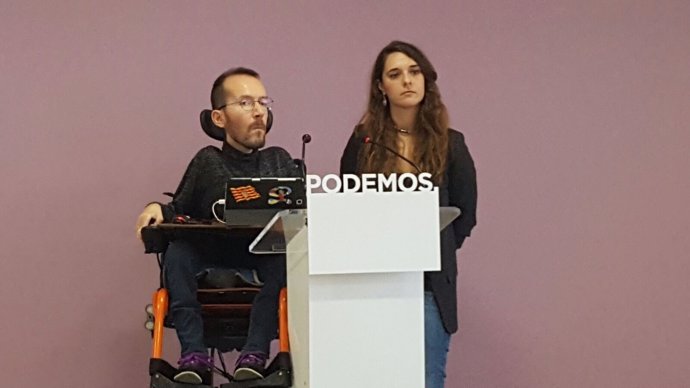 Pablo Echenique y Noelia Vera en rueda de prensa