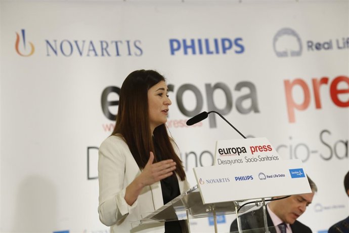 Desayuno con la consejera de Sanidad Universal de la Generalitat Valenciana