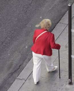 Anciana, bastón, mujer mayor, ancianos, anciano