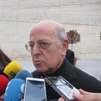 Blázquez no aclara si optará a un nuevo mandato al frente de los obispos pero ya advierte de que lleva "muchos años" 