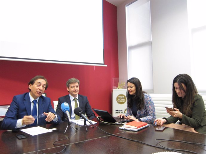 Arenere, Salvador y Marín han presentado el estudio económico de Puerto Venecia