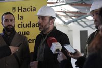 Ayuntamiento mantiene vivienda pública de ARTEfacto, dialoga equipamientos con vecinos y los reclama a Comunidad