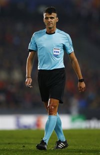 El Villarreal pide disculpas a Gil Manzano