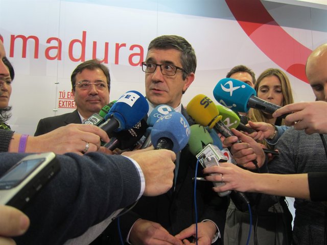 Patxi López     