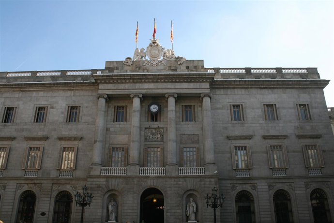 Fachada del Ayuntamiento de Barcelona