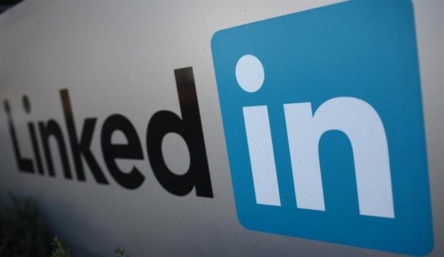 El logo de LinkedIn Corporation