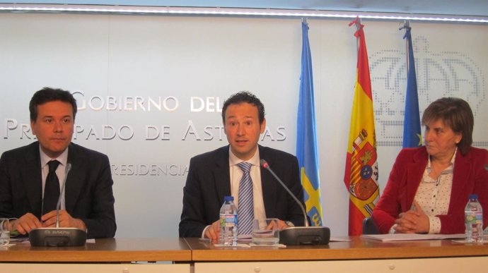 Francisco Blanco, Guillermo Martínez y Pilar Varela