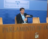 Marín cree que el acercamiento de PP-A a Cs al inicio de curso "pasó a la historia"