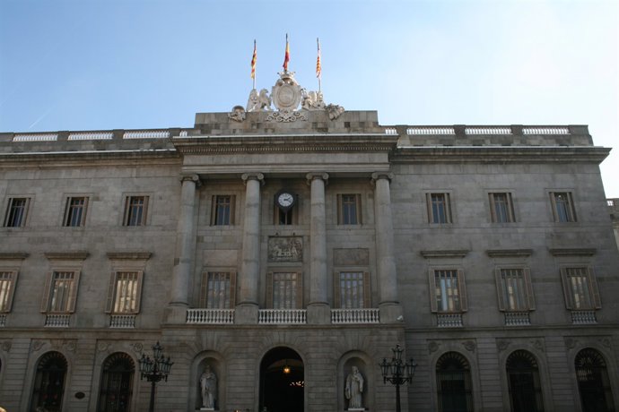 Façana de l'Ajuntament de Barcelona