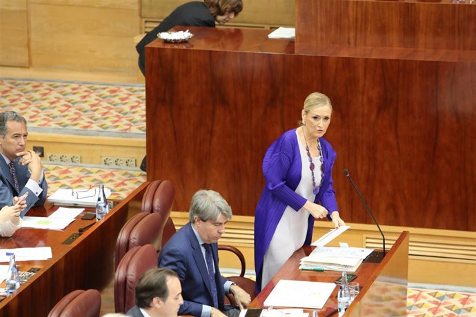 Cristina Cifuentes en un pleno de la Asamblea de Madrid