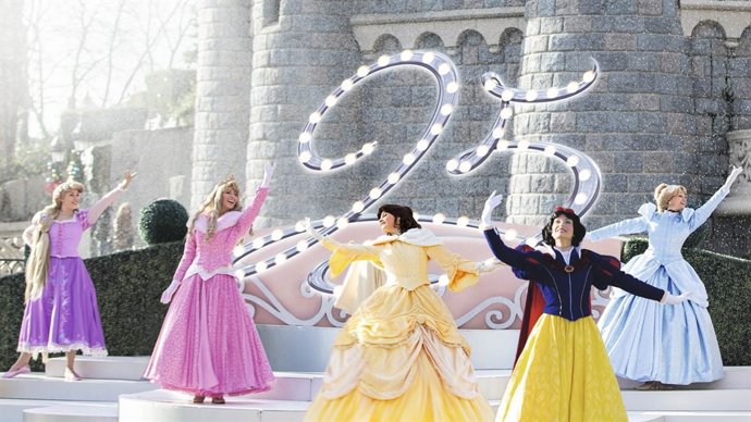 Disneyland Paris celebra el seu 25è aniversari