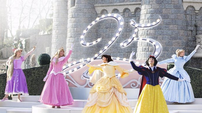 Disneyland Paris celebra su 25 aniversario