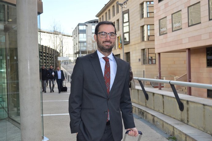 Jon Zabala, advocat de l'estudiant que va apunyalar 5 persones a Lleida e 2011