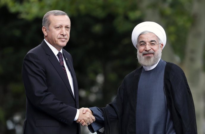 El presidente de Irán, Hasán Rohani, y su homólogo turco, Recep Tayyip Erdogan. 