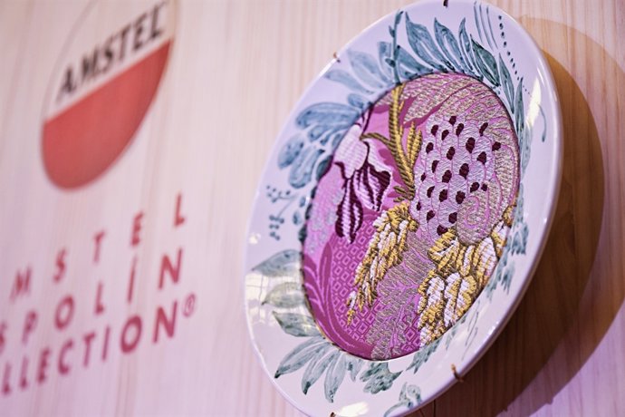 Amstel presenta el Movimiento Espolín