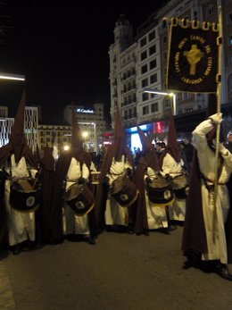 Procesión en Zaragoza, Semana Santa, cofradía, cofradías, cofrades, tambores