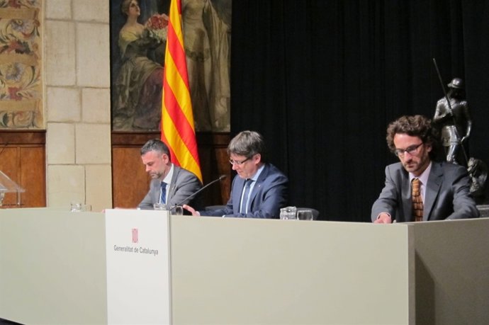 Apertura de Any Bertrana con S.Vila, C.Puigdemont y O.Ponsatí