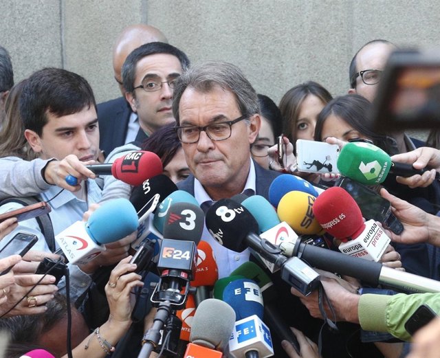 Artur Mas, fent declaracions
