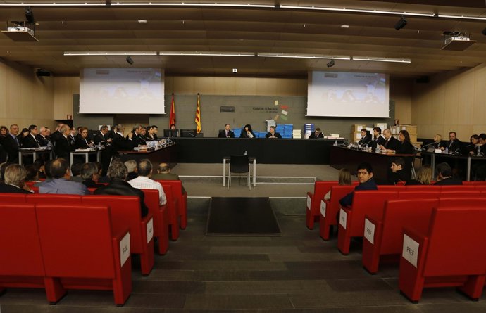 Plànol general de la sala on se celebra el judici del cas Palau