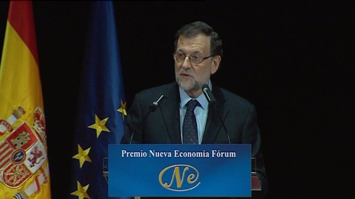 Rajoy insiste en "estrechar lazos" con Argentina