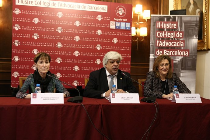 Victoria Ortega, Oriol Rusca i Sonia Gumpert