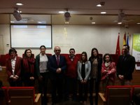 Los médicos piden un Pacto de Estado contra el acoso escolar porque cuando llegan niños a la consulta "ya no van bien"