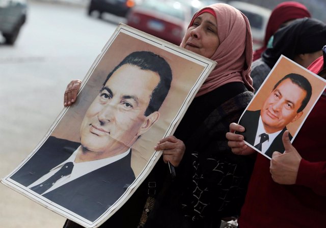 Defensores de Hosni Mubarak