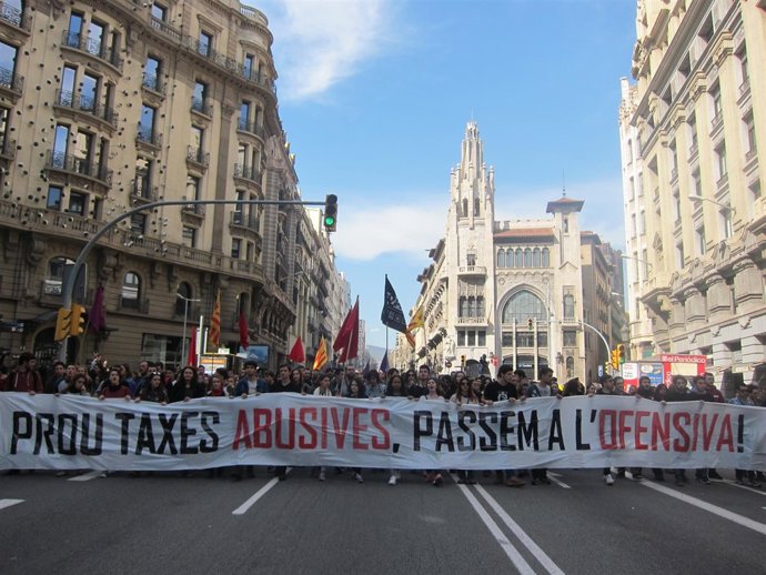 Manifestación de estudiantes universitarios en Barcelona