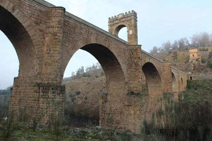 El puente romano de Alcántara, en Cáceres.