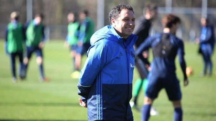 Eusebio Sacristán entrenant la Reial Societat