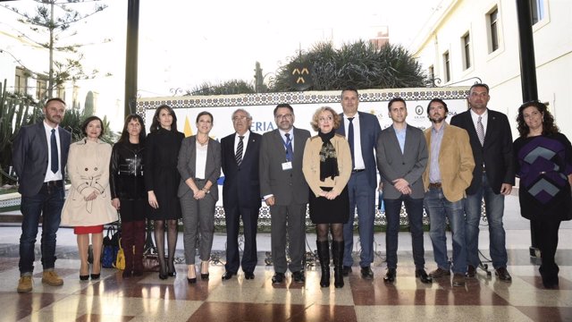 La Feria 'Aula Empresa' acerca el "futuro" a los jóvenes estudiantes.