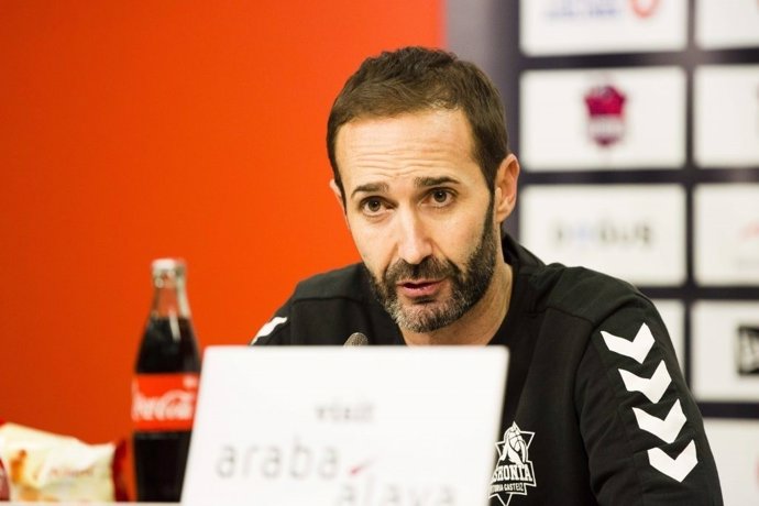  Sito Alonso, Entrenador Del Baskonia En Rueda De Prensa