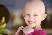 El riesgo de malignidades posteriores se reduce entre los sobrevivientes de cáncer infantil