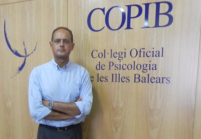 El decano del Copib, Javier Torres
