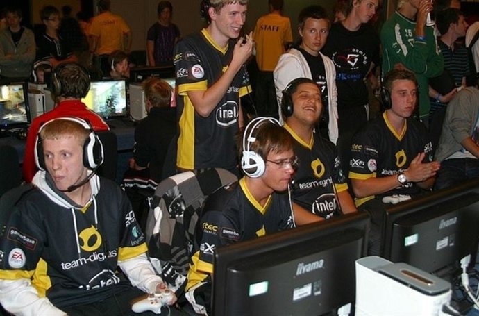 ESL Intel Xtreme Series eSports videojuegos deporte electrónico