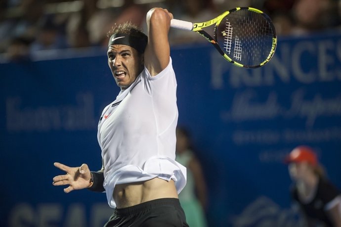 Nadal colpeja un 'drive'
