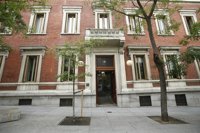 Cs presenta una iniciativa en las Corts para que la RAE elimine de su diccionario "acepciones sexistas"