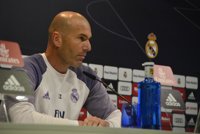 Zidane espera que Torres "se recupere rápidamente" y se muestra "consternado" por el fallecimiento de Kopa