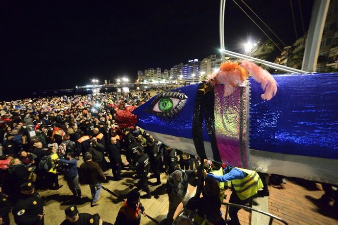 Entierro de La Sardina 2016 en Las Palmas de Gran Canaria