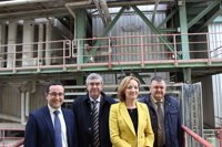 Carmen Ortiz resalta la apuesta por la unión de productores de Oleícola El Tejar