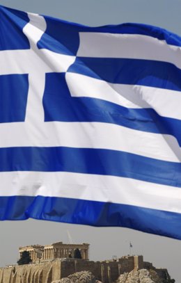 Bandera De Grecia Con El Partenón De Fondo